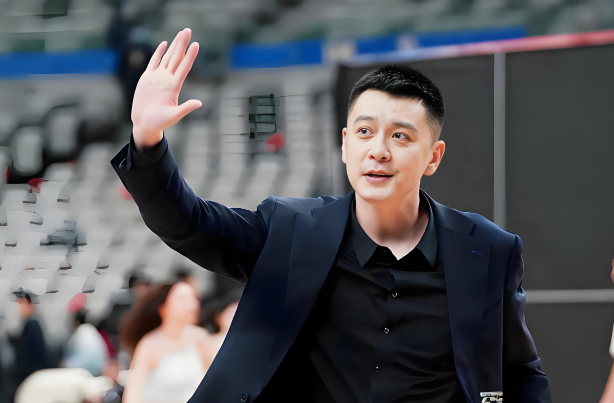 bob半岛体育-输青岛16分！杨鸣中肯点评，指出了3大输球的原因
